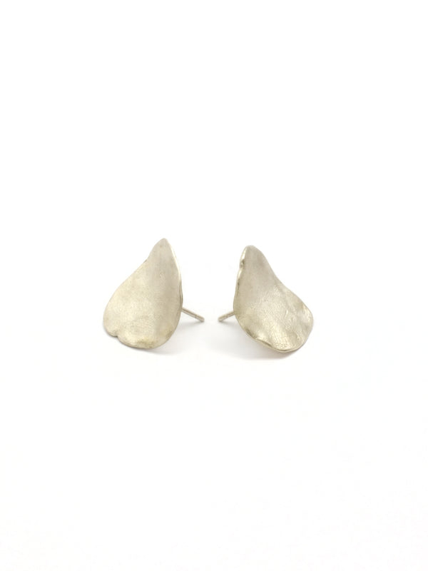 Trace Earrings Round